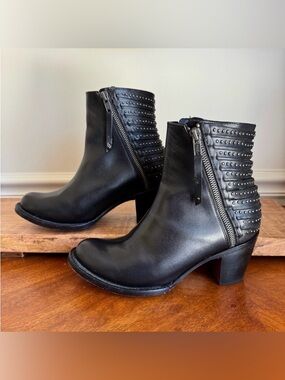 Women's DENVER Black & Silver Studded Leather Cowboy Ankle Boots Sz 7.5